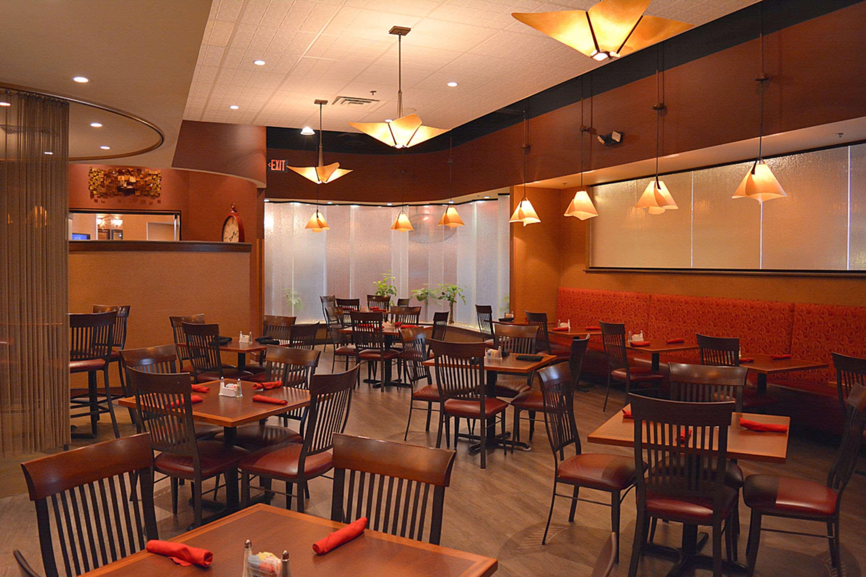 Clarion Philadelphia International Airport Hotel