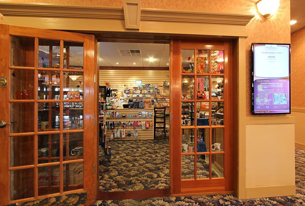 Clarion Philadelphia International Airport Hotel 3*