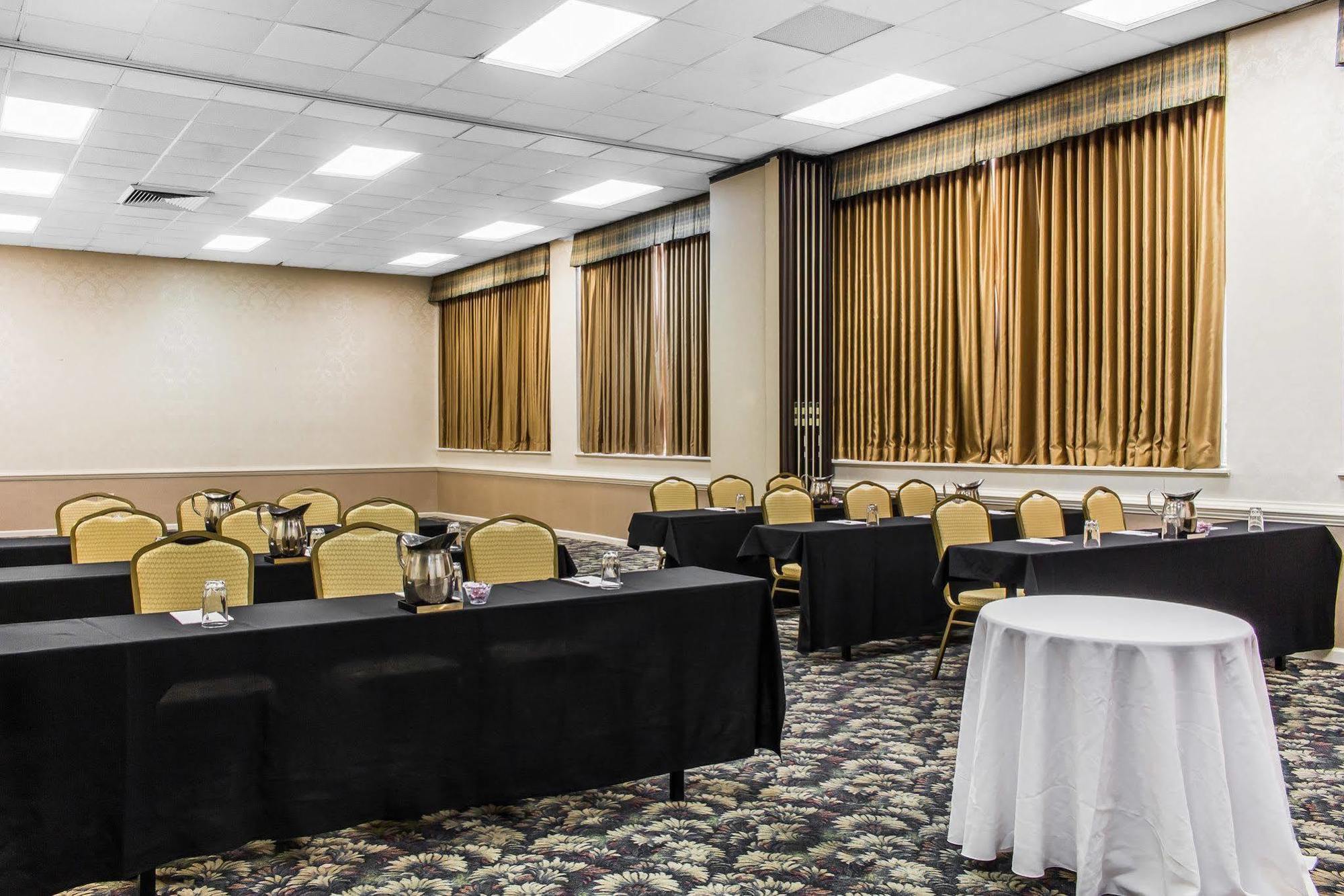 Clarion Philadelphia International Airport Hotel Essington